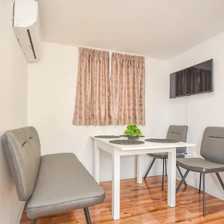 Mobile Dandelion * Biograd Na Moru