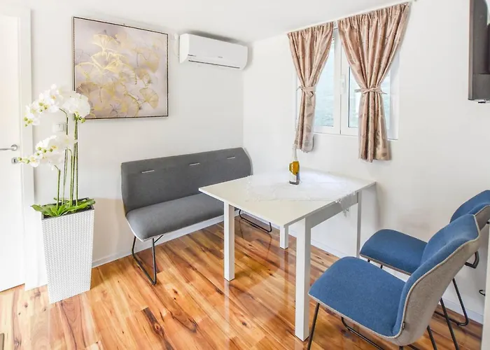 Apartament Mobile Dandelion Biograd Na Moru