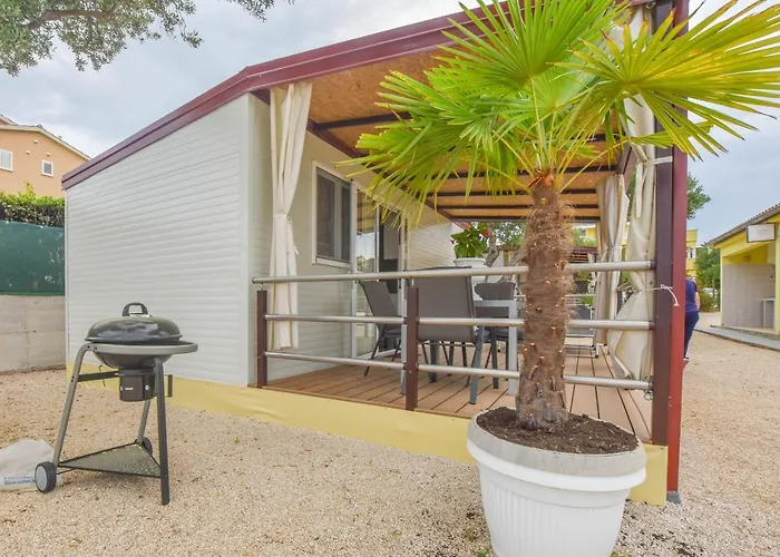 Mobile Dandelion アパート ビオグラード・ナ・モル